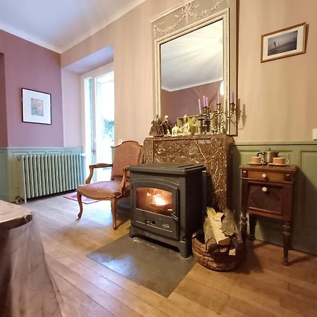 Maison Violette En Berry Aigurande Buitenkant foto