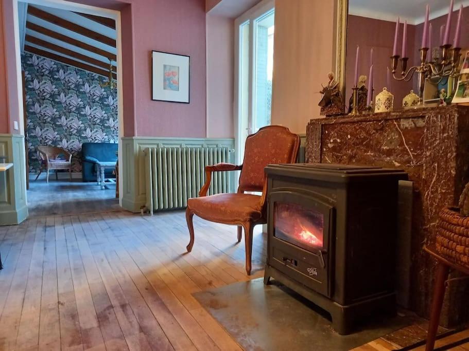 Maison Violette En Berry Aigurande Buitenkant foto