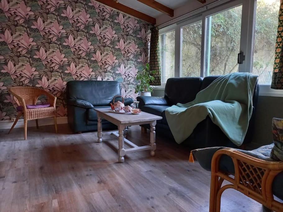 Maison Violette En Berry Aigurande Buitenkant foto