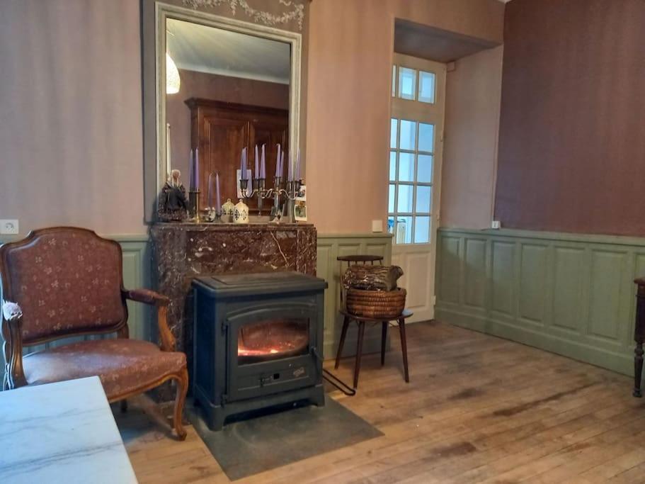 Maison Violette En Berry Aigurande Buitenkant foto