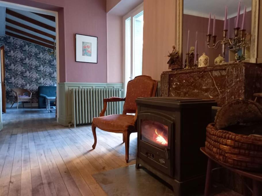 Maison Violette En Berry Aigurande Buitenkant foto