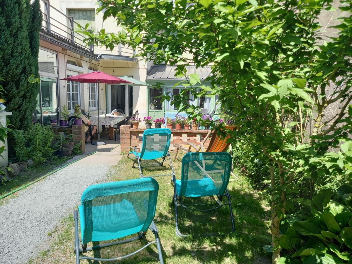 Maison Violette En Berry Aigurande Buitenkant foto