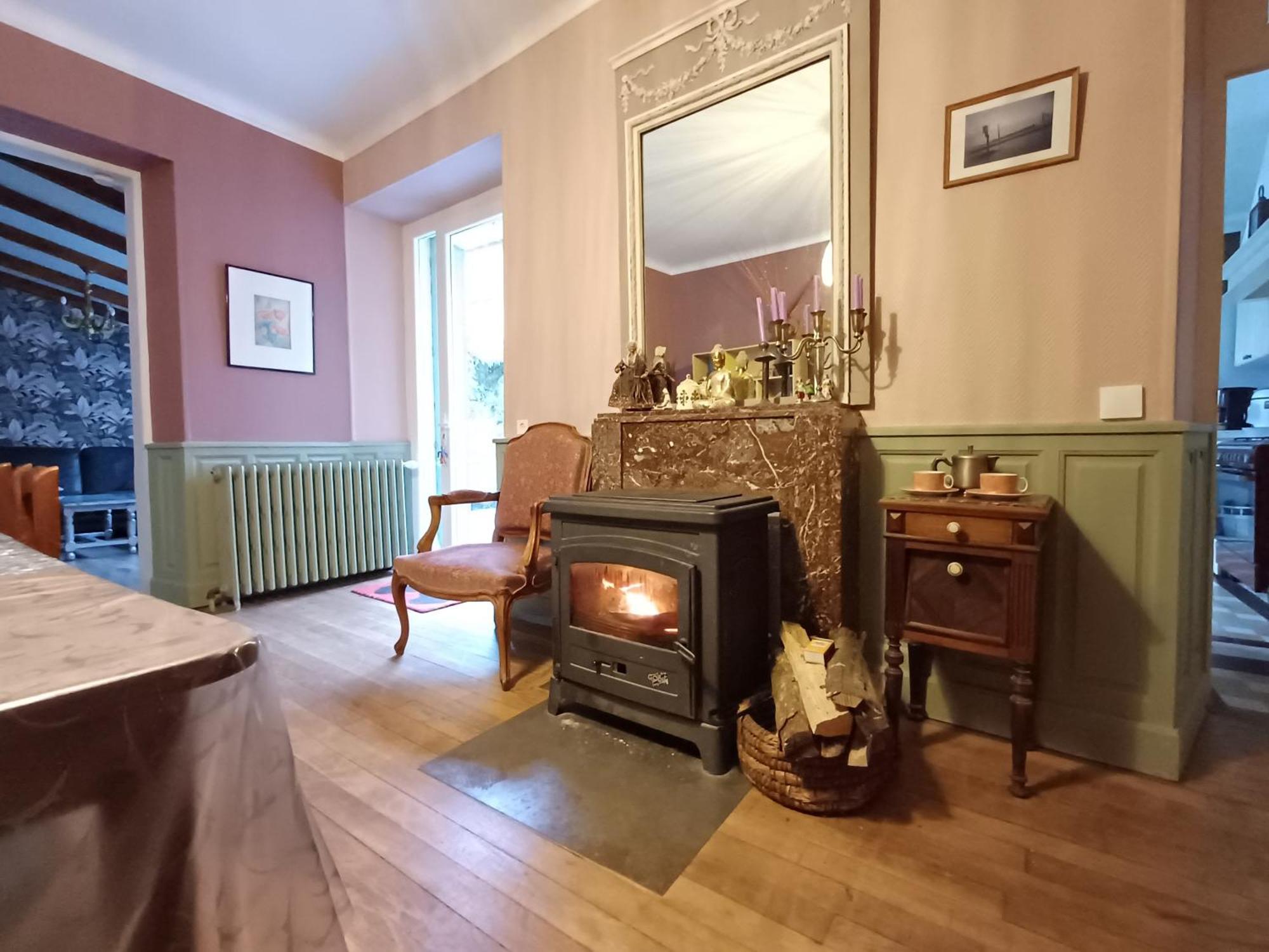 Maison Violette En Berry Aigurande Buitenkant foto