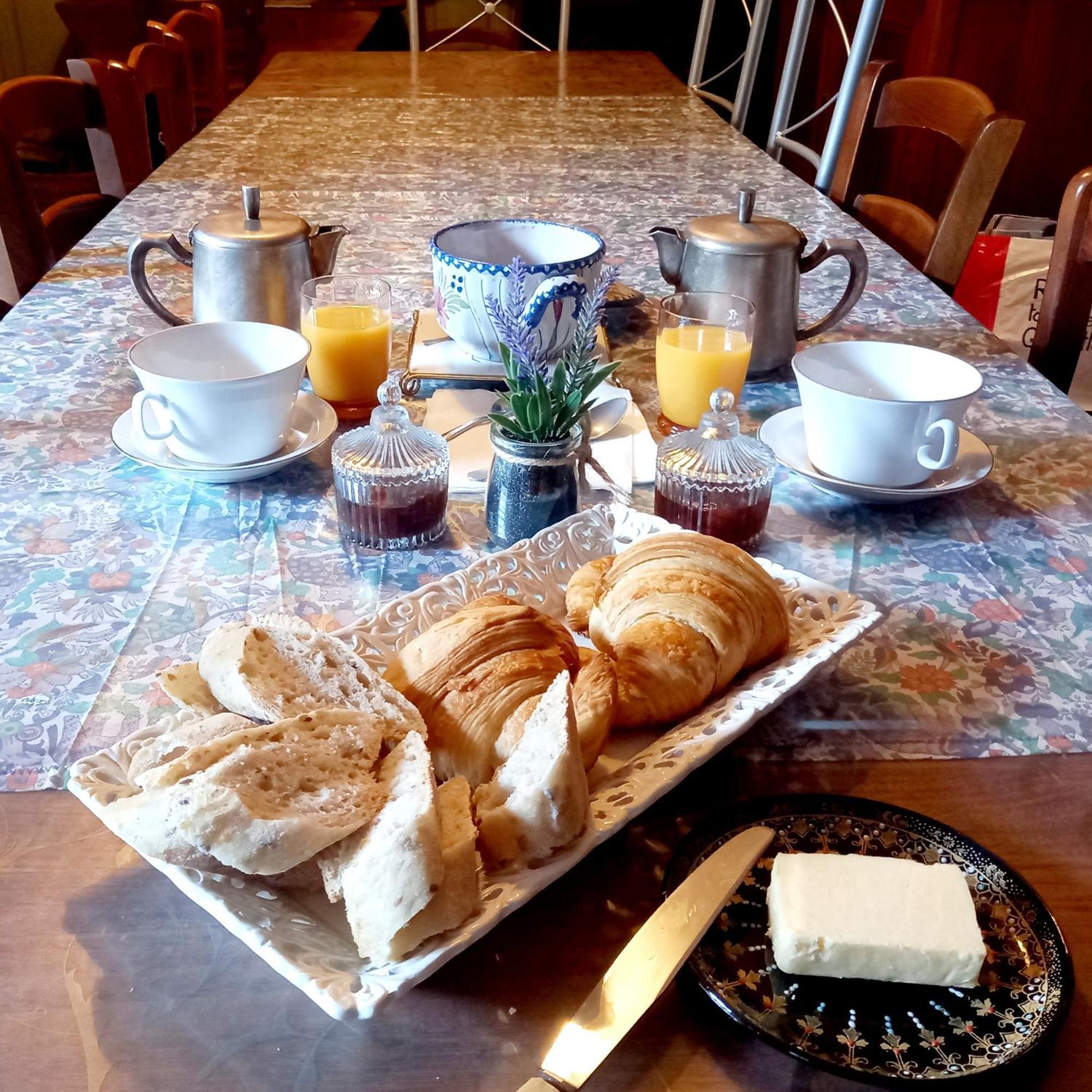 Maison Violette En Berry Aigurande Buitenkant foto