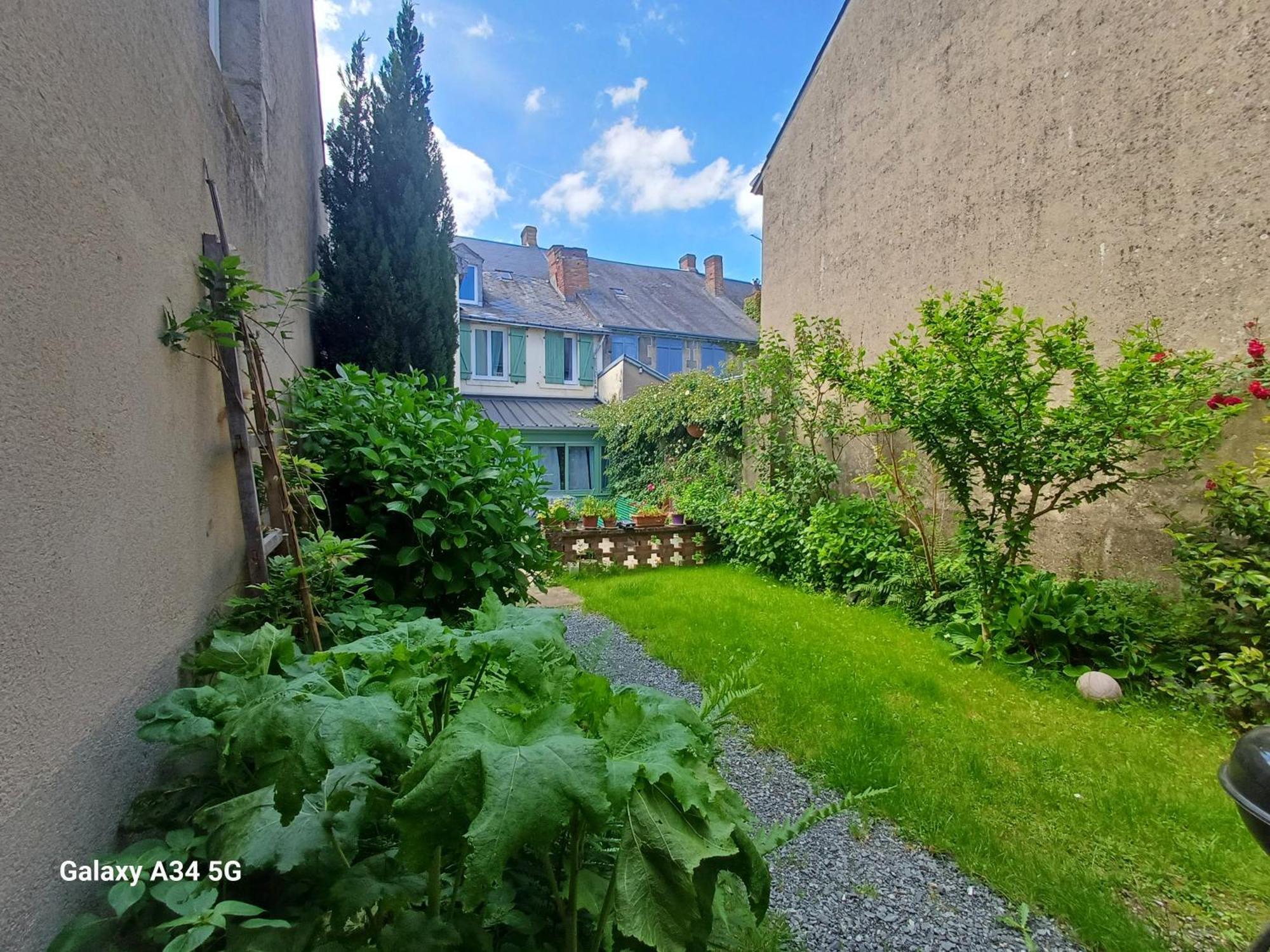 Maison Violette En Berry Aigurande Buitenkant foto
